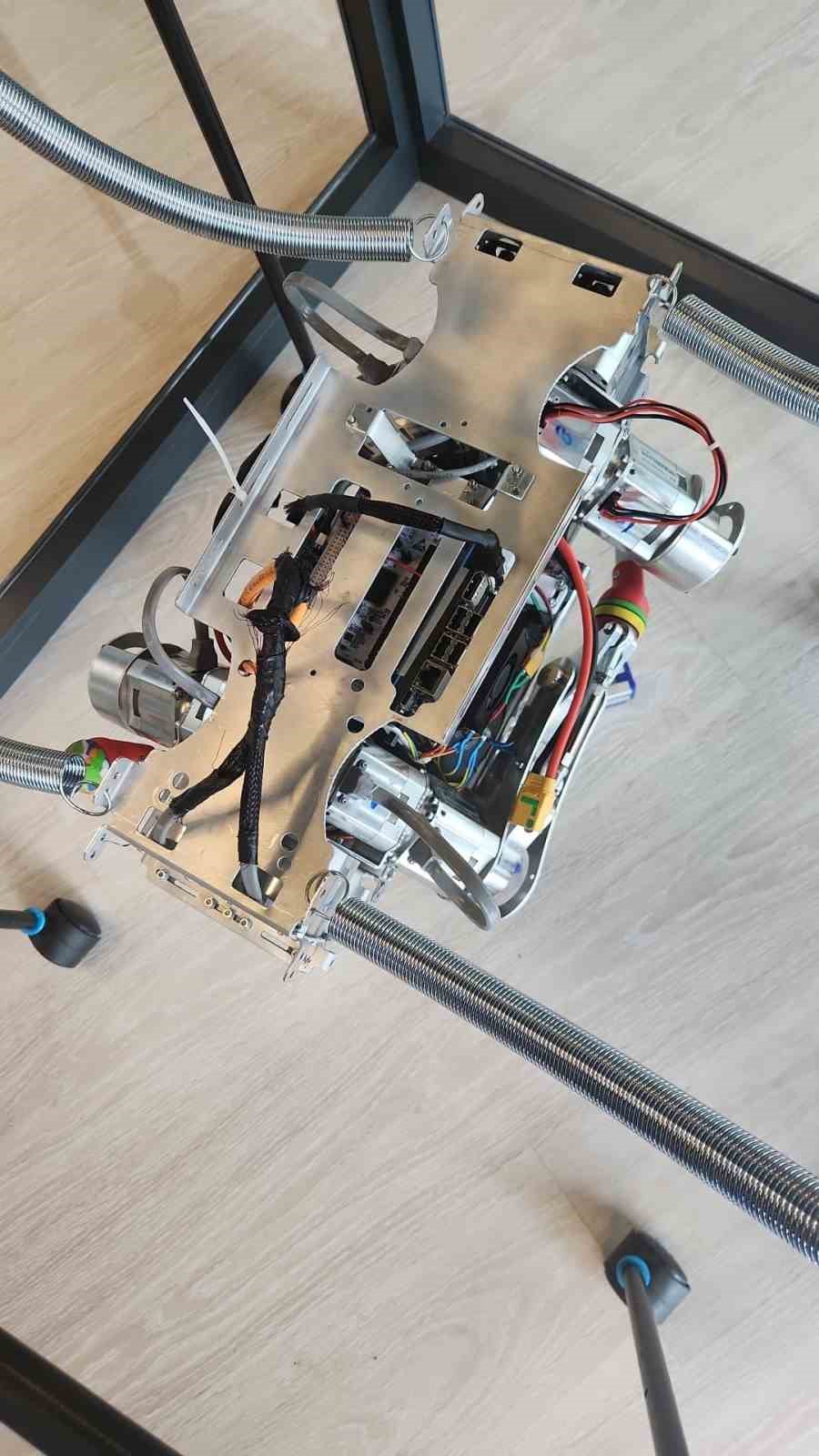 KB&Uuml;&rsquo;den savunma sanayisine otonom robot k&ouml;pek projesi
