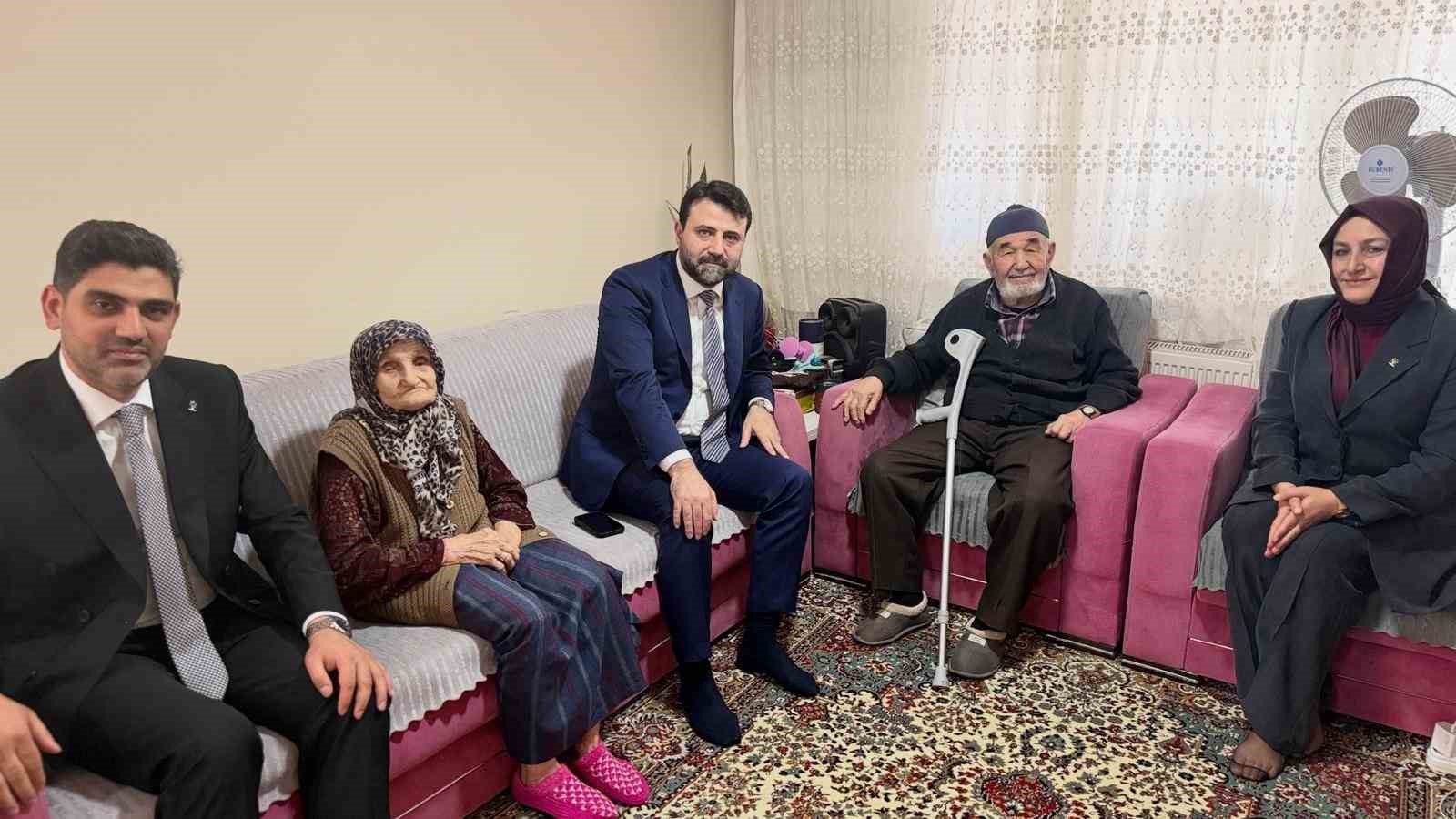 Karabük’te yürek ısıtan ziyaret: Dualar Cumhurbaşkanı Erdoğan için