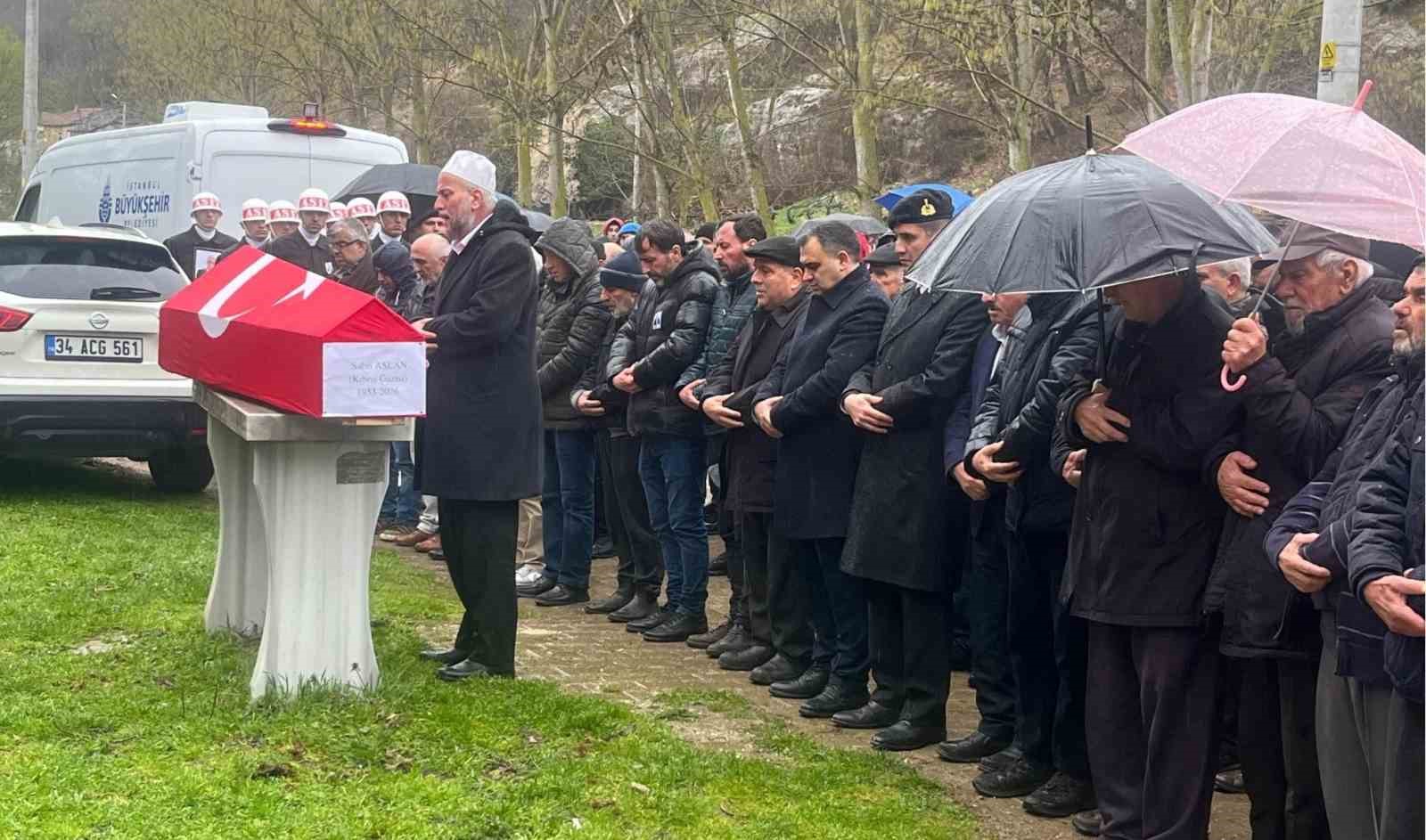 Kıbrıs Gazisi Sabri Aslan son yolculuğuna uğurlandı