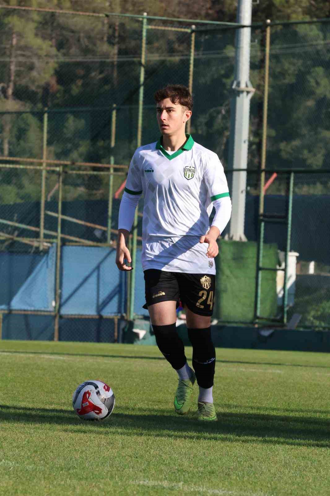 Gen&ccedil; sporcudan ahde vefa &ouml;rneği
