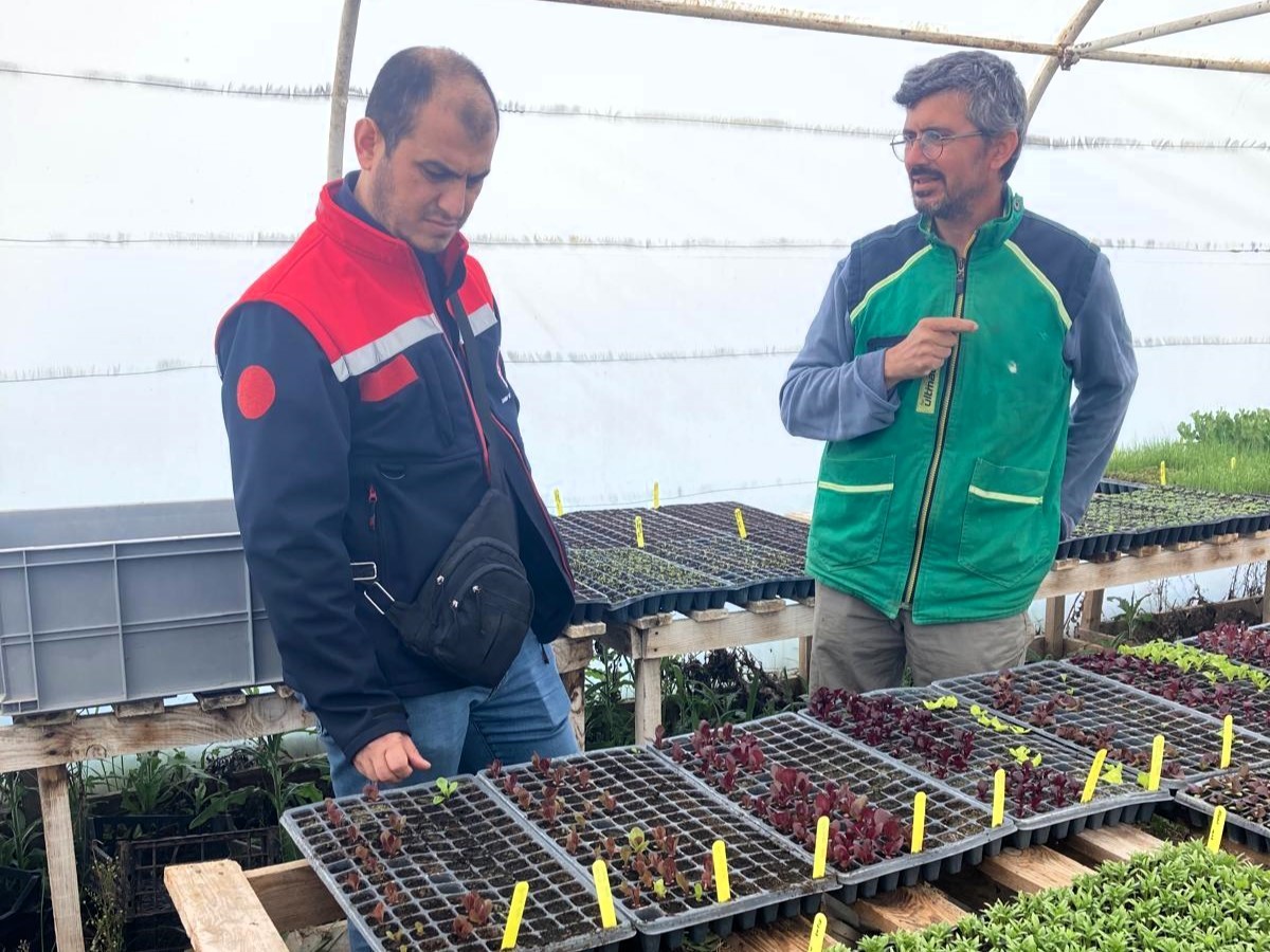 Pınarhisar&rsquo;da &uuml;reticilere teknik destek
