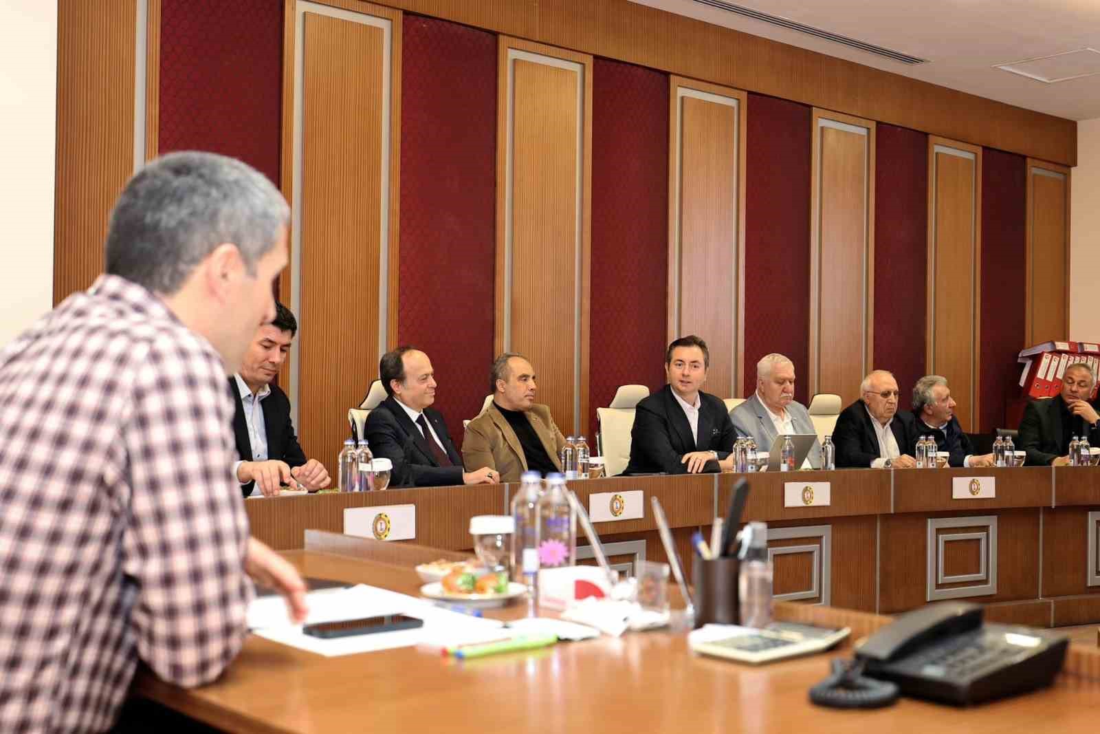 Baskan Serteser: "Afyon mermerinin kalitesi d&uuml;nya &ccedil;apında bir kez daha kanıtlandı"
