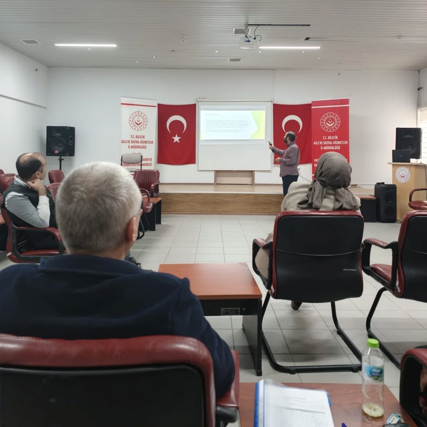 Bilecik huzurevinde &rsquo;Kişi Hakları&rsquo; eğitimi
