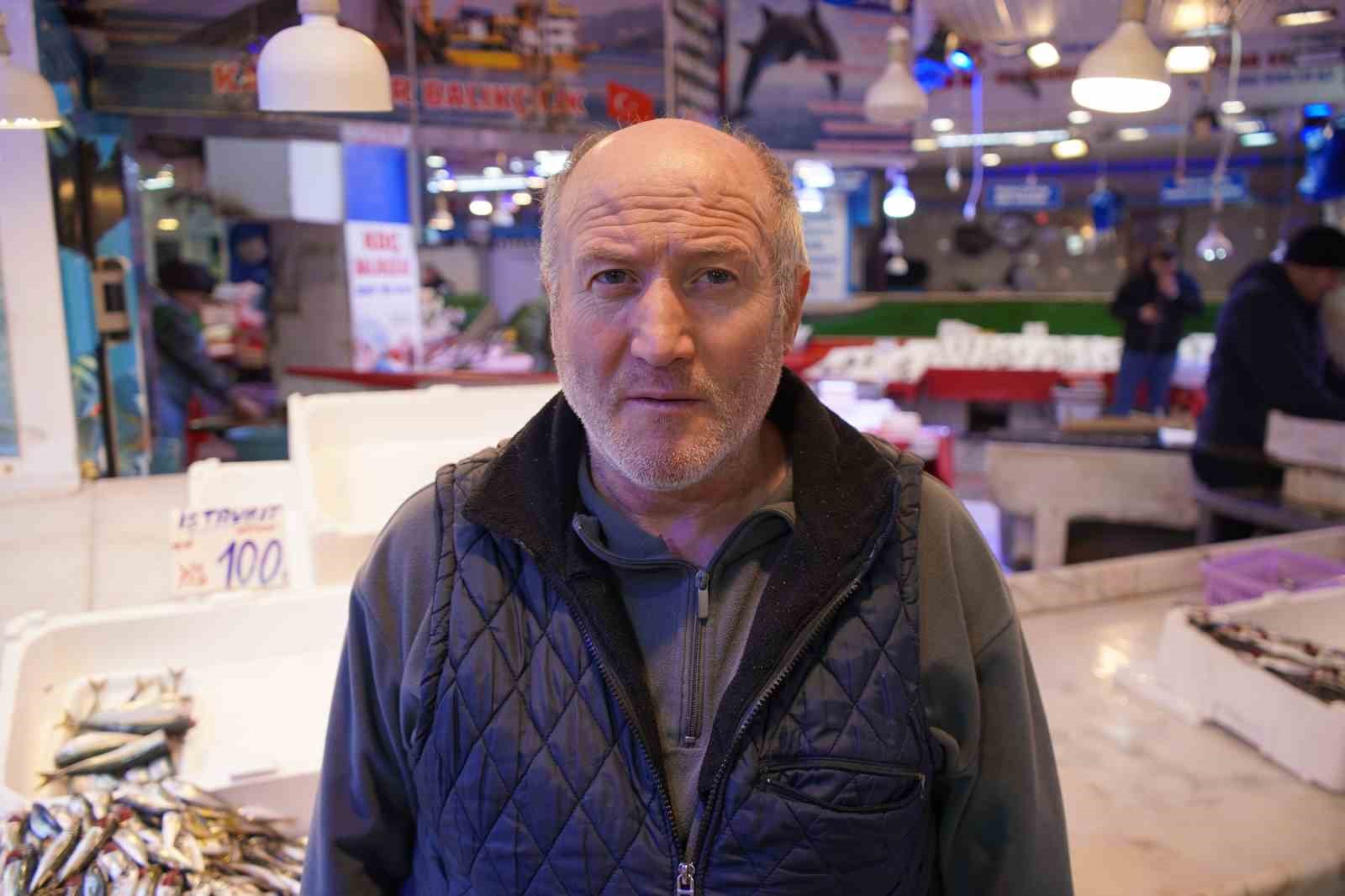 Sakarya’da sezonun son balıkları vatandaşla buluşuyor
