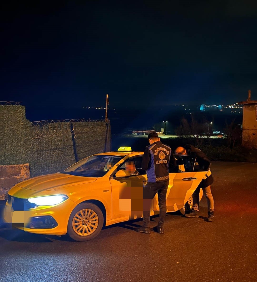 Tekirdağ&rsquo;da T plakalı ticari ara&ccedil;lara sıkı denetim: 35 ara&ccedil; kontrol edildi, 50 bin lira ceza yazıldı
