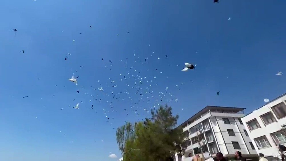 G&uuml;vercinin başkentinde g&ouml;ky&uuml;z&uuml;nde muhteşem şov
