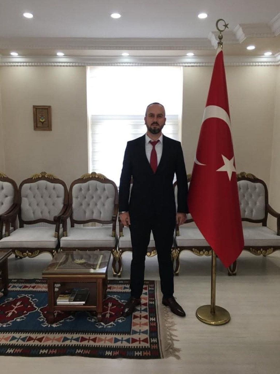 Edirne&rsquo;de zimmetine para ge&ccedil;irdiği iddia edilen m&uuml;d&uuml;r tutuklandı
