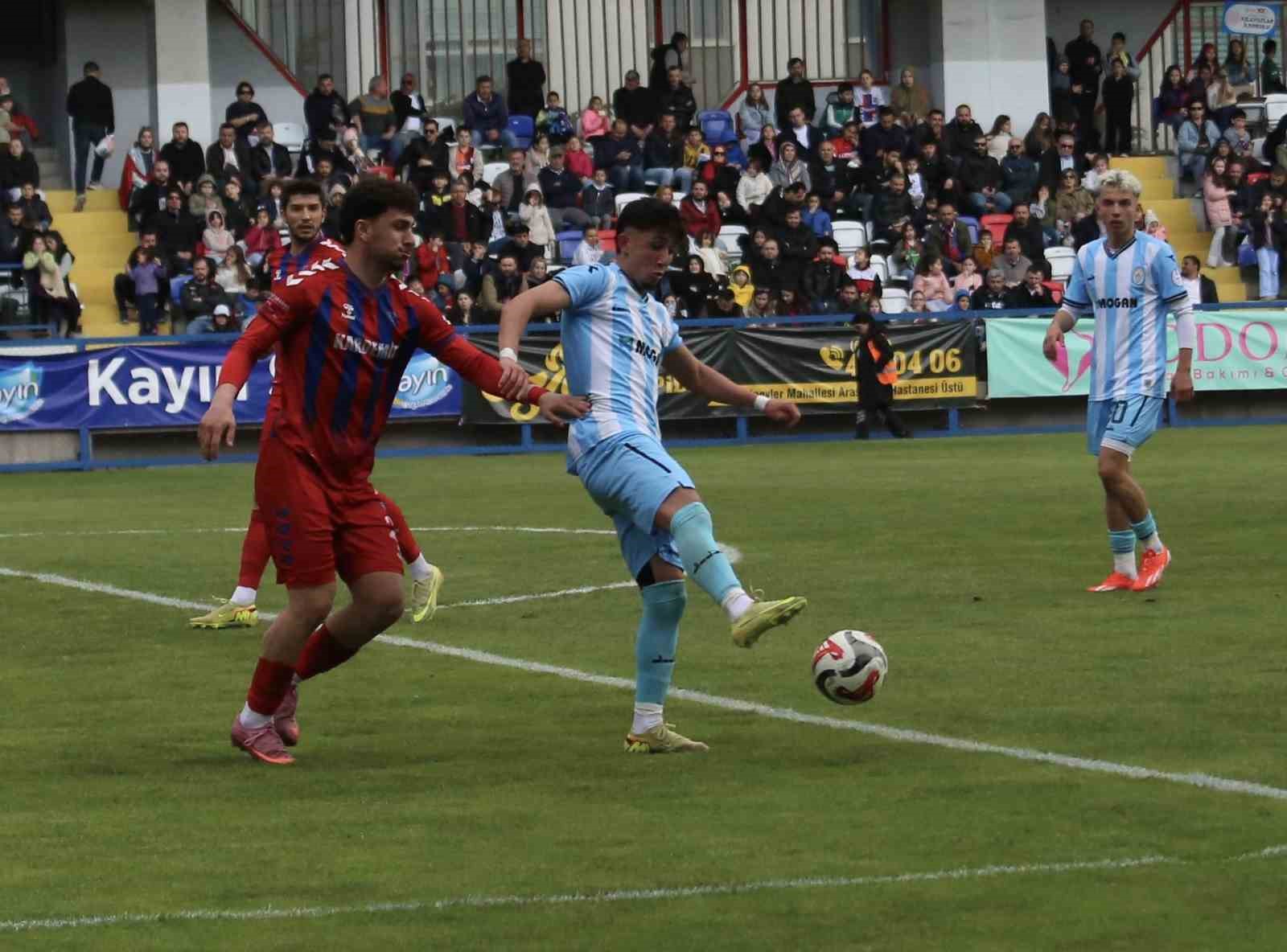 TFF 3. Lig: Karab&uuml;k İdman Yurdu: 0 - Pazarspor: 1
