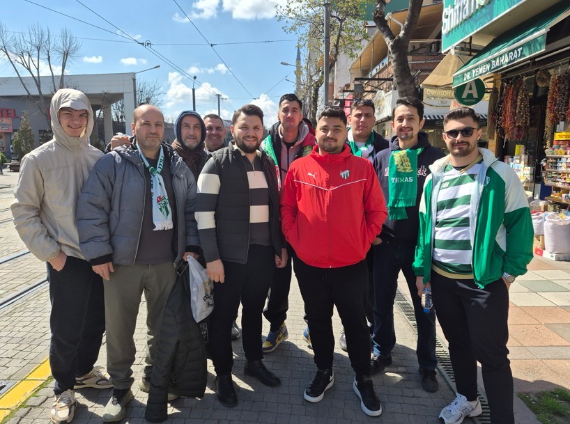 Bursaspor taraftarı, Eskişehir’i hareketlendirdi