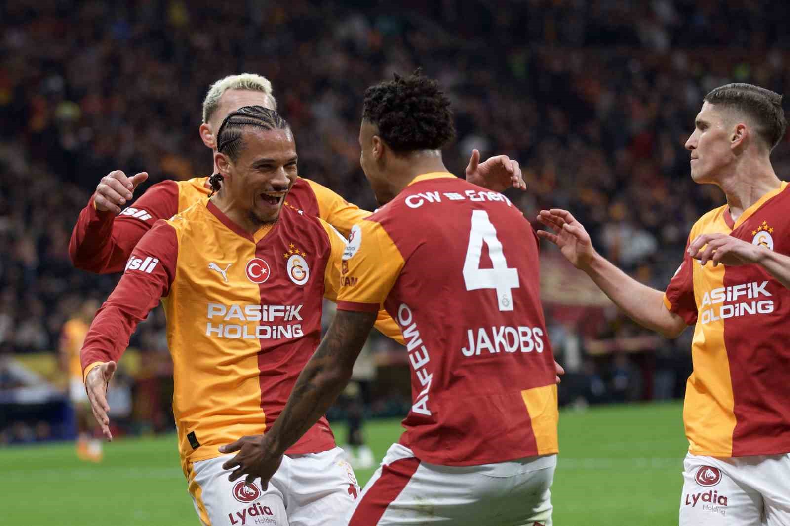 Leroy Sane bu sezonki 7. golünü attı
