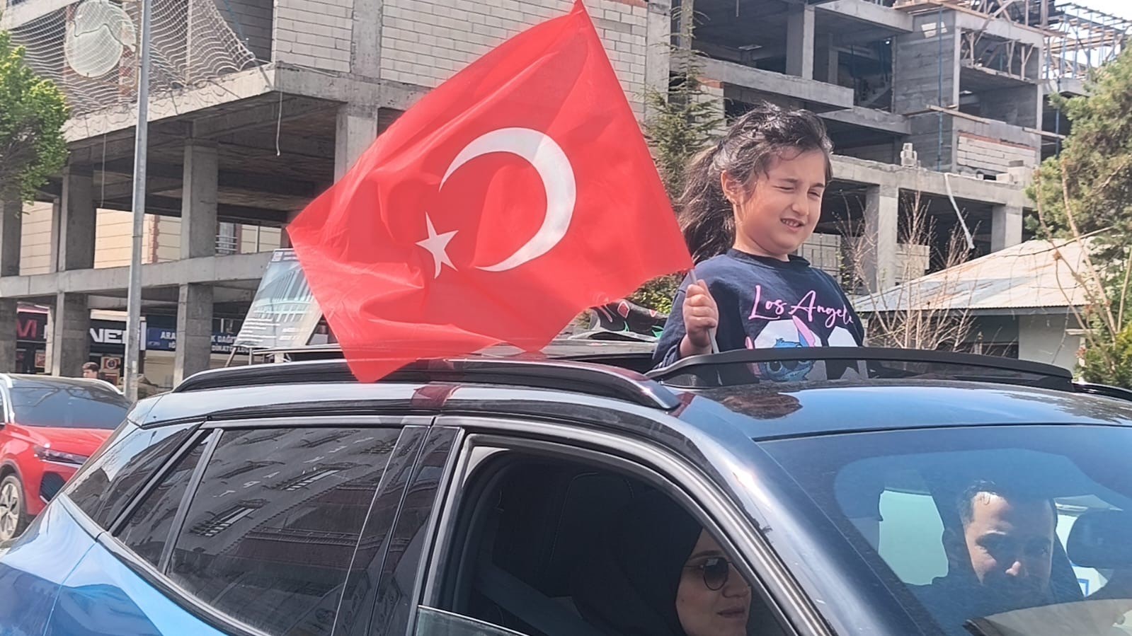 Iğdır&rsquo;da 500 ara&ccedil;lık konvoyla "Zalimin Karşısındayız" mesajı
