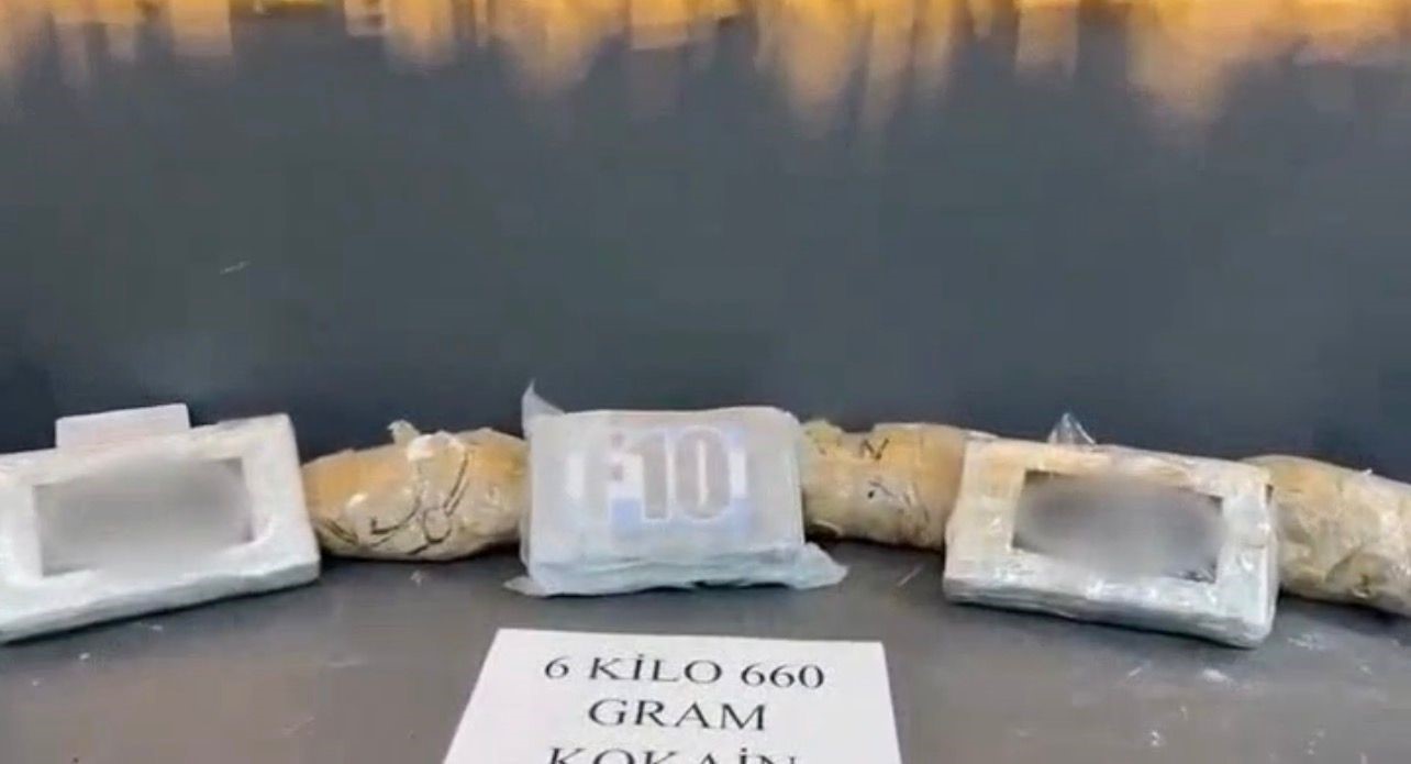 Diyarbakır’da 6 kilo 660 gram kokain ele geçirildi