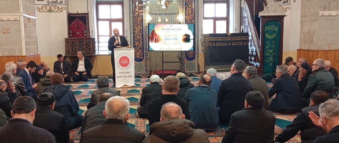 Tavşanlı’da 232 hacı adayı bilgilendirildi