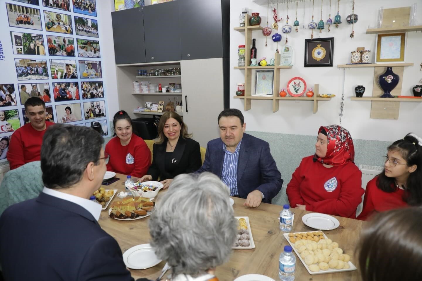 Kütahya’da "Farklı değil, birlikte" projesi hayata geçirildi