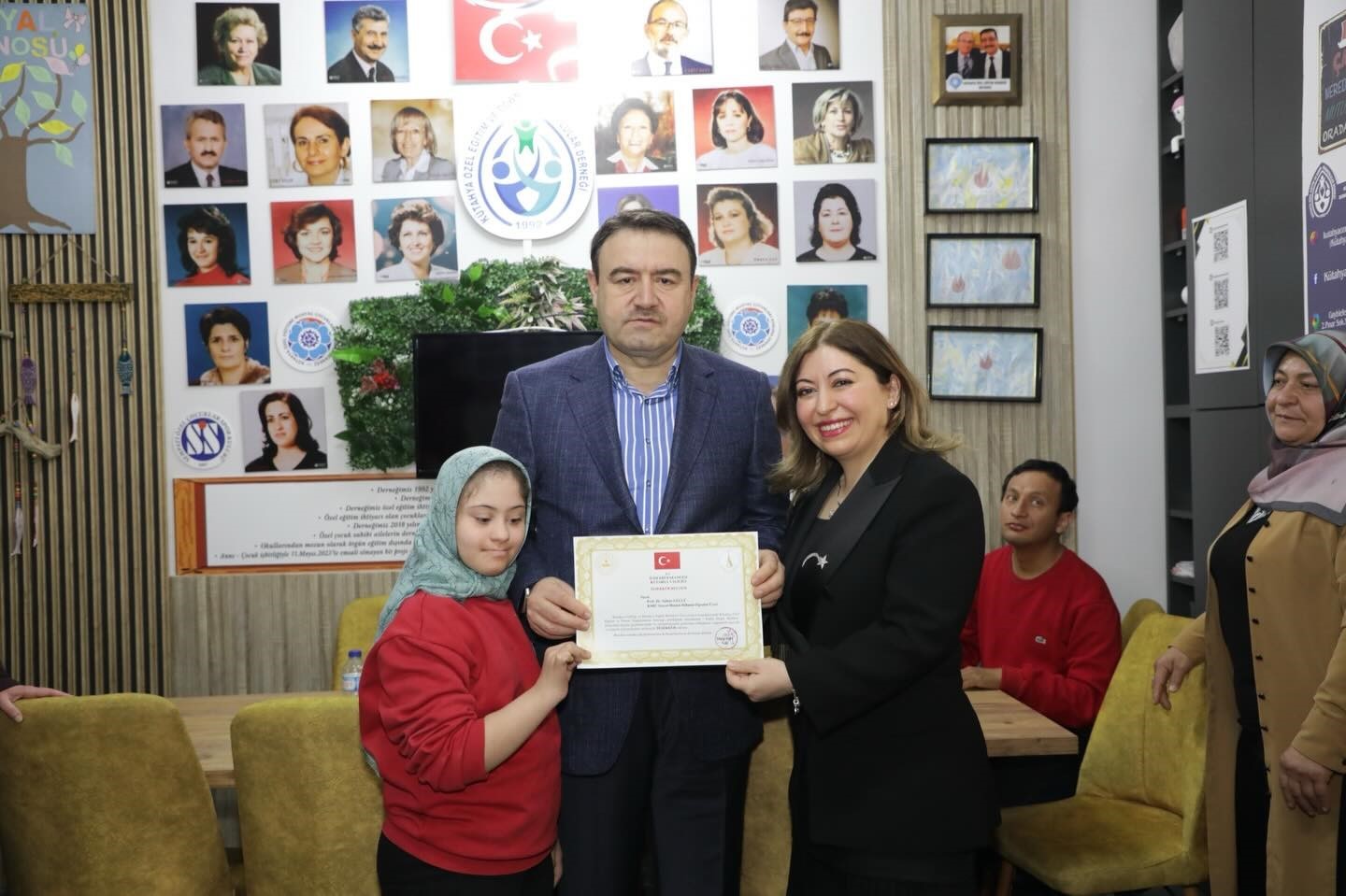 K&uuml;tahya&rsquo;da "Farklı değil, birlikte" projesi hayata ge&ccedil;irildi
