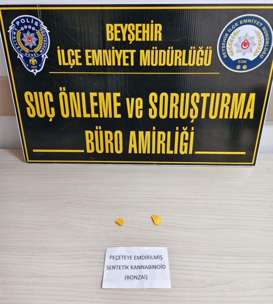 Beyşehir&rsquo;de polis ekiplerinden uyuşturucu ve ka&ccedil;ak&ccedil;ılık operasyonu
