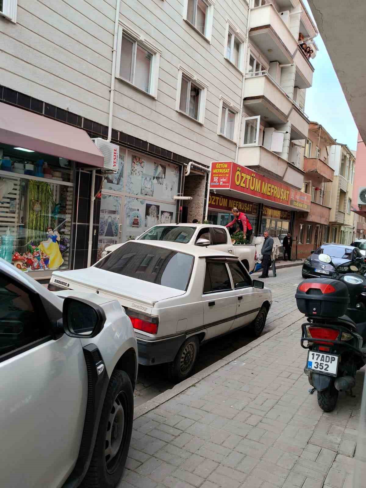 Çanakkale’de evinde kenevir yetiştiren şahıs gözaltına alındı