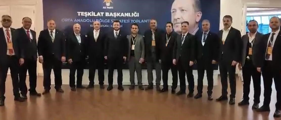 H&uuml;seyin Okandan: "Cumhurbaşkanımız liderliğinde, kararlılıkla &uuml;retmeye devam edeceğiz"
