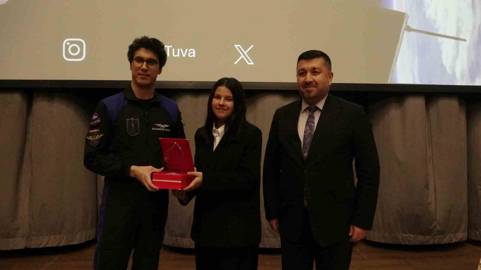 T&uuml;rkiye&rsquo;nin ikinci Milli Astronotu Tuva Cihangir Atasever Isparta&rsquo;da &ouml;ğrencilerle buluştu
