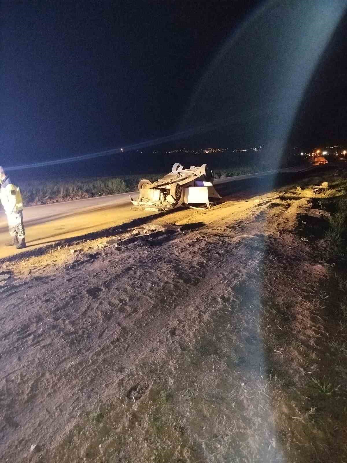 Elazığ’da otomobil takla attı: 6 yaralı
