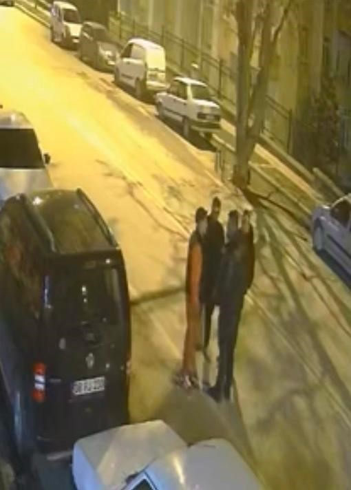 Kayseri&rsquo;de 2 kişinin yaralandığı bı&ccedil;aklı kavga kamerada
