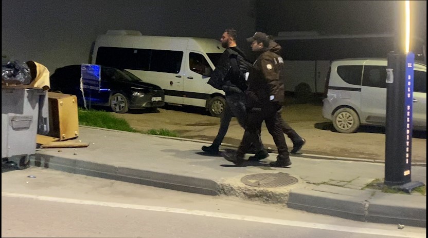 Bolu&rsquo;da alacak verecek kavgasında silahlar konuştu
