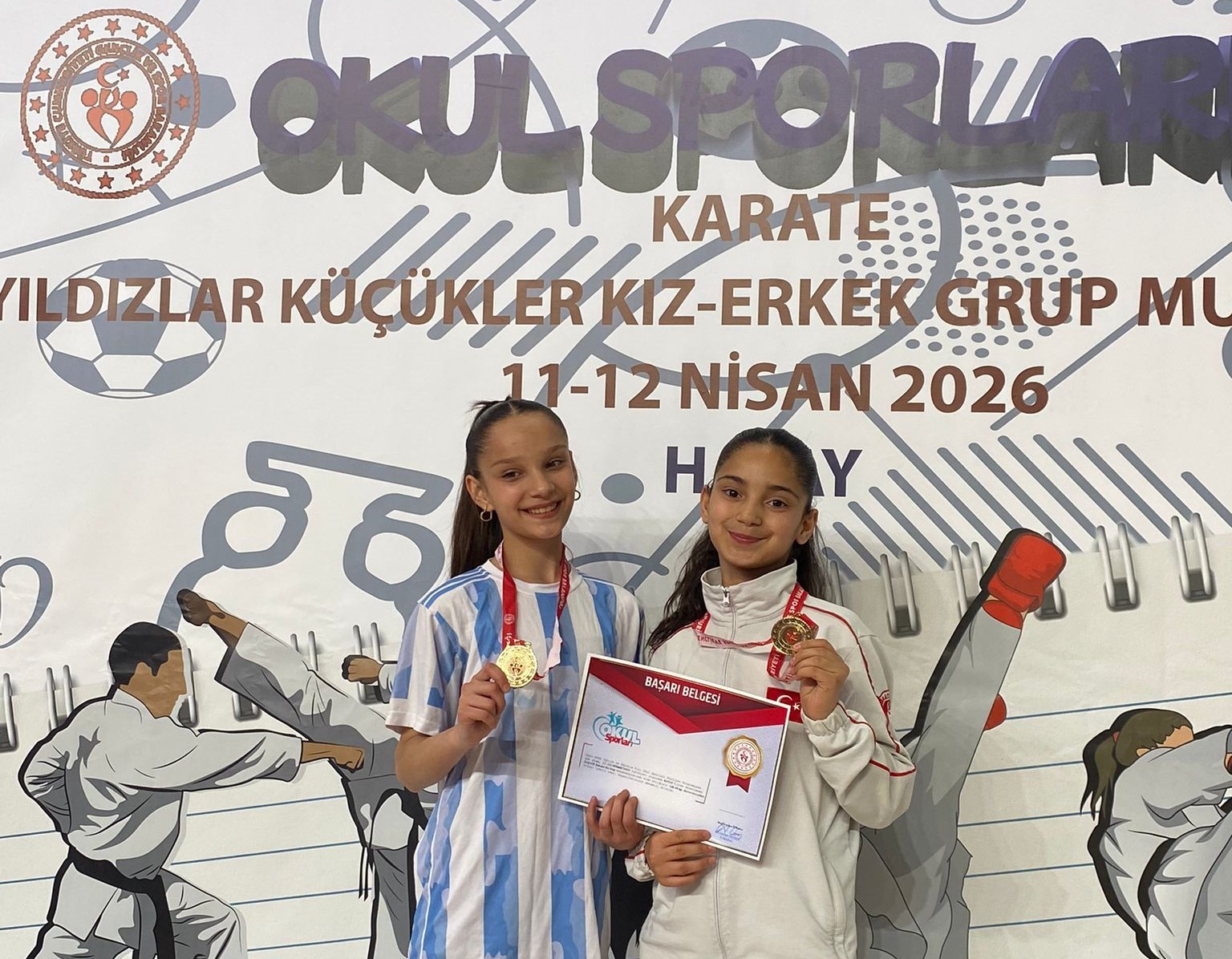 Gaziantepli &ouml;ğrenciler karatede şampiyon oldu
