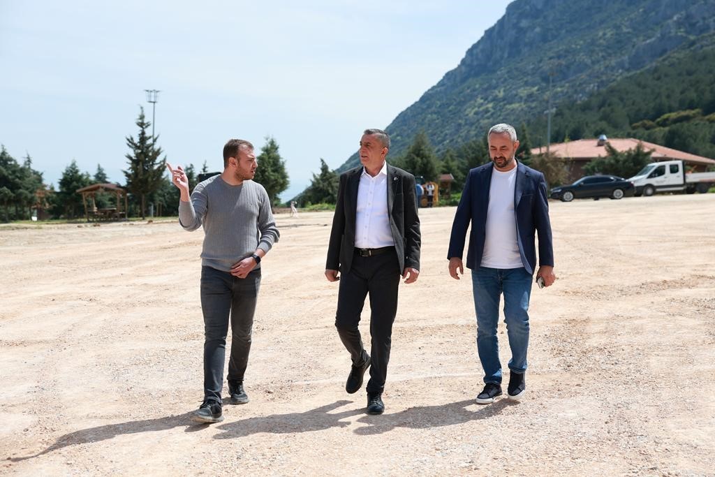 Hamalın Kırı Piknik Alanına g&uuml;venli ulaşım i&ccedil;in yeni yol
