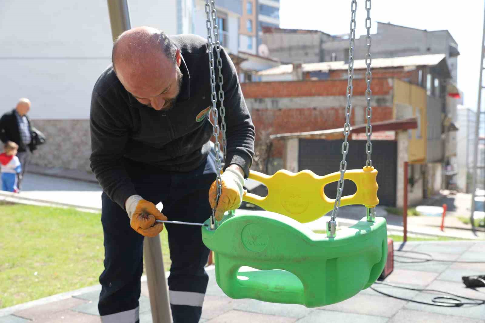 İlkadım’ın parkları yaza hazırlanıyor