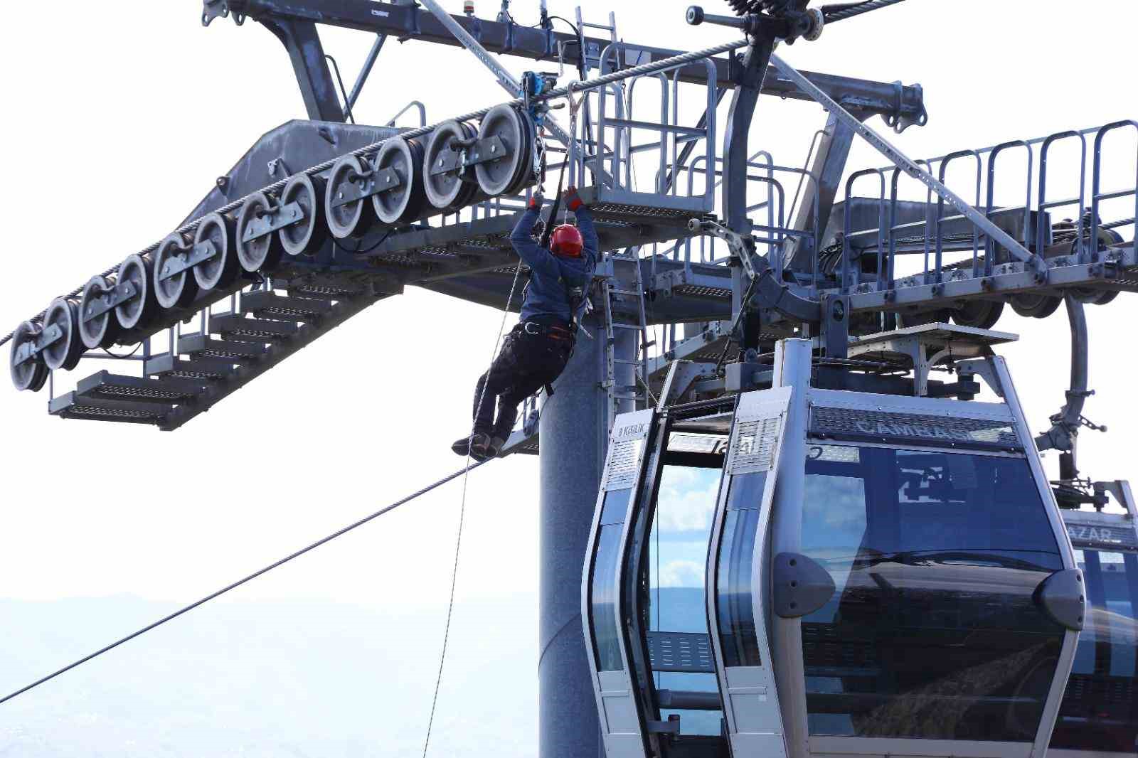 Ordu’da teleferik hattında kurtarma tatbikatı