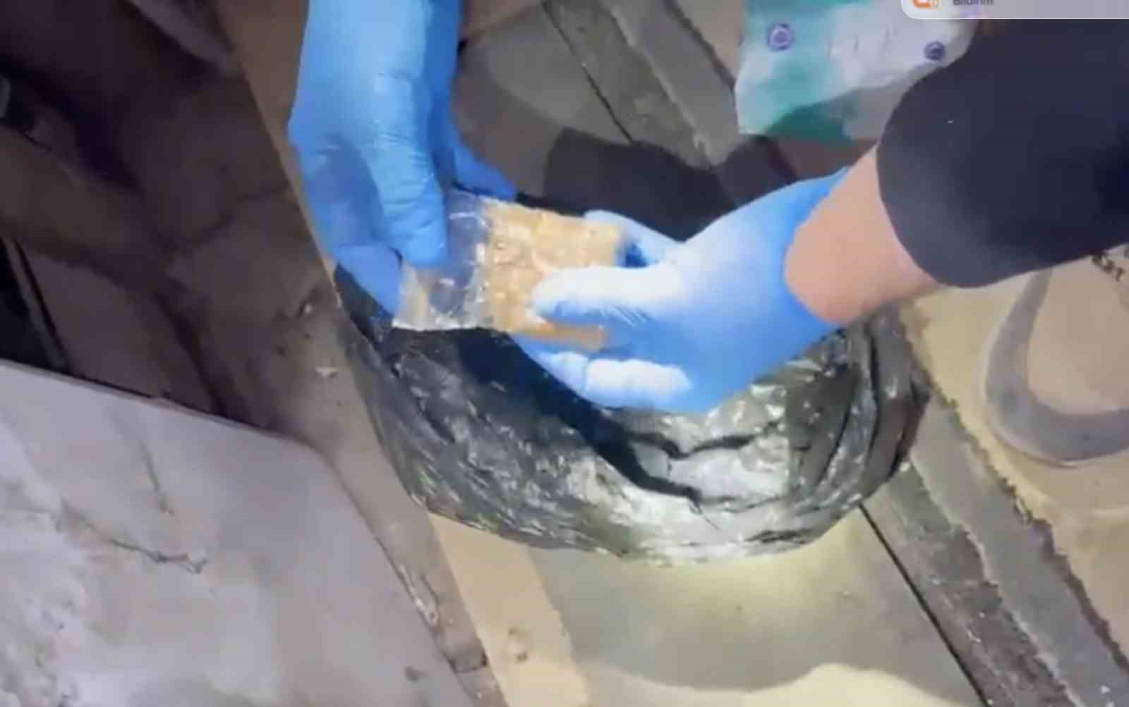 Kastamonu&rsquo;da uyuşturucu operasyonu: 5 g&ouml;zaltı
