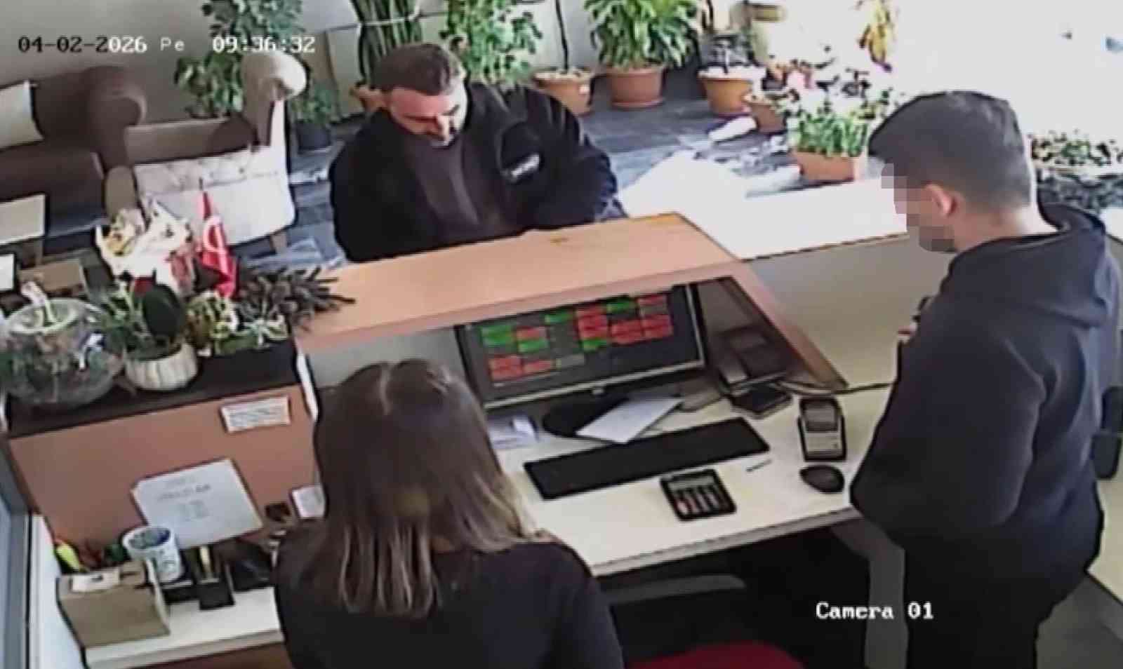 "Hakkımı alamadım" dedi, aldığı paralar ile birlikte Nevşehir&rsquo;de yakalandı
