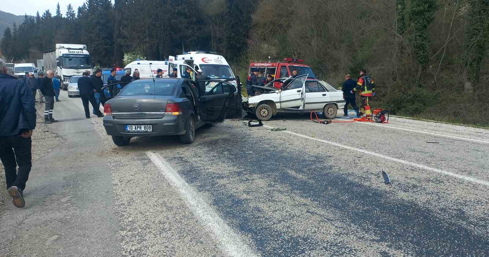 Balıkesir&rsquo;de trafik kazası: 7 yaralı
