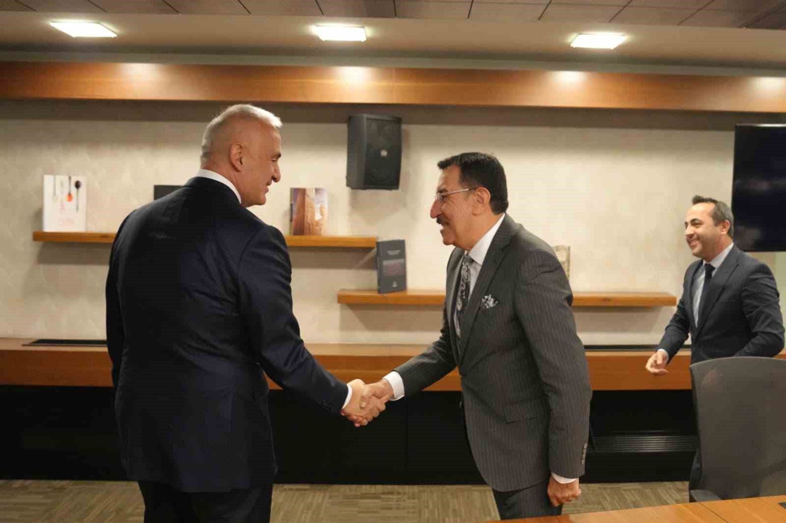 T&uuml;fenkci: "Malatya ve &ccedil;evresi i&ccedil;in yeni bir turizm rotası oluşturulacak"
