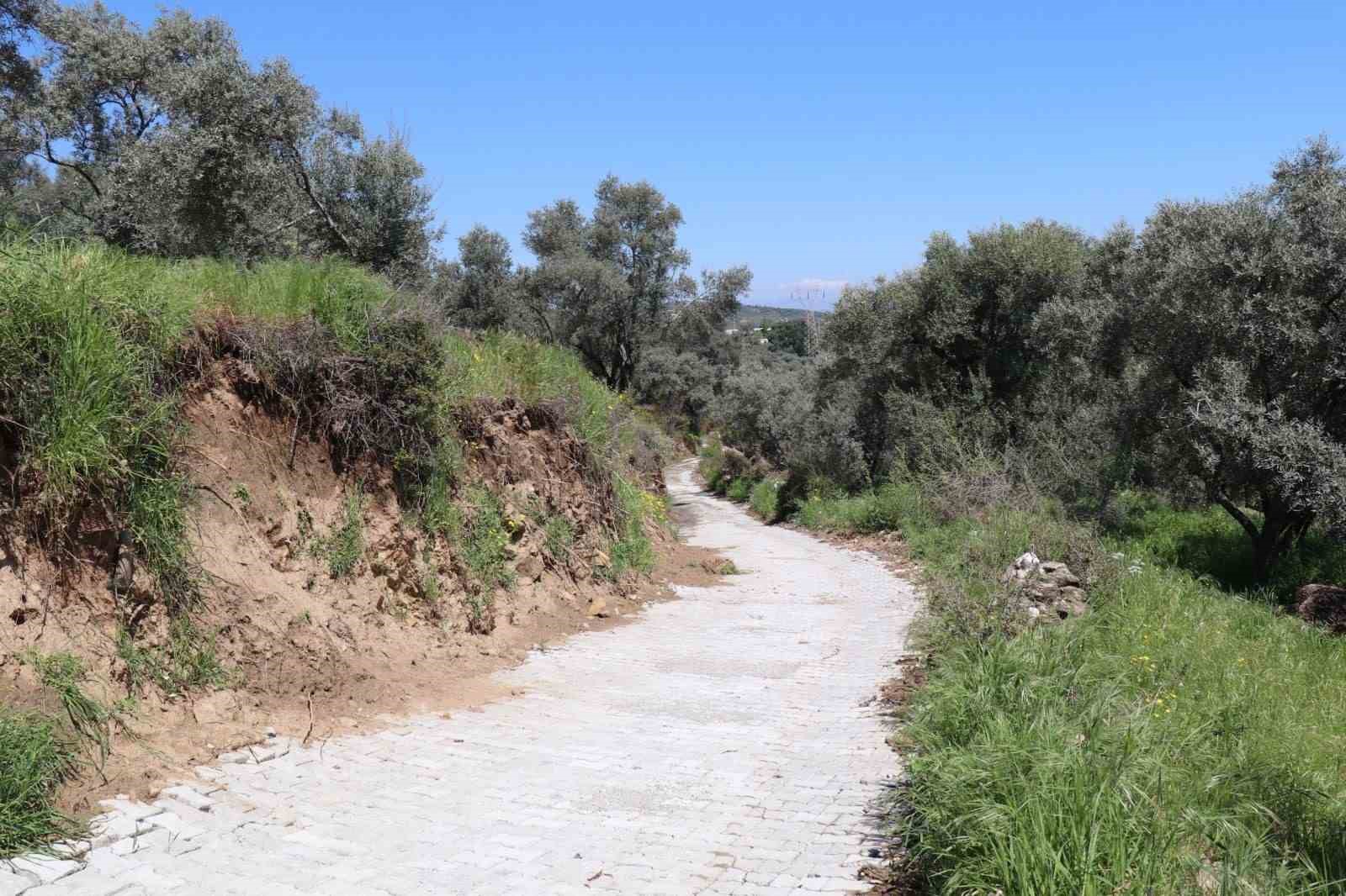 Kakkalan Mahallesi&rsquo;nde yollar baştan sona yenilendi

