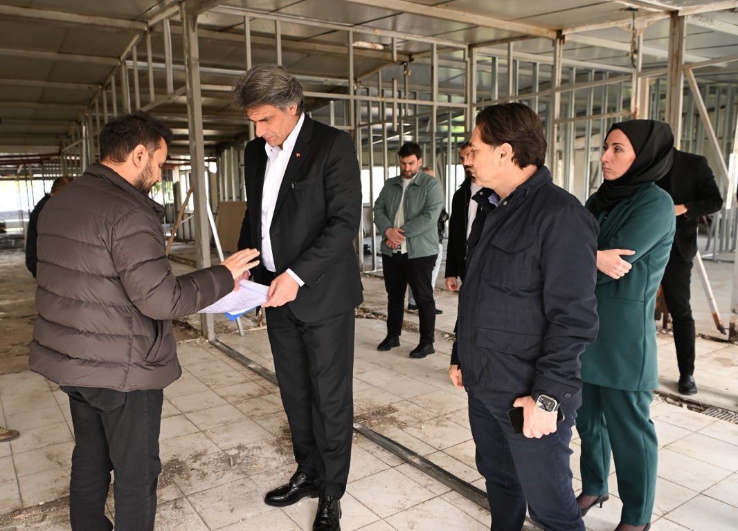 Kartepe&rsquo;de gen&ccedil;lere &uuml;cretsiz et&uuml;t merkezi desteği
