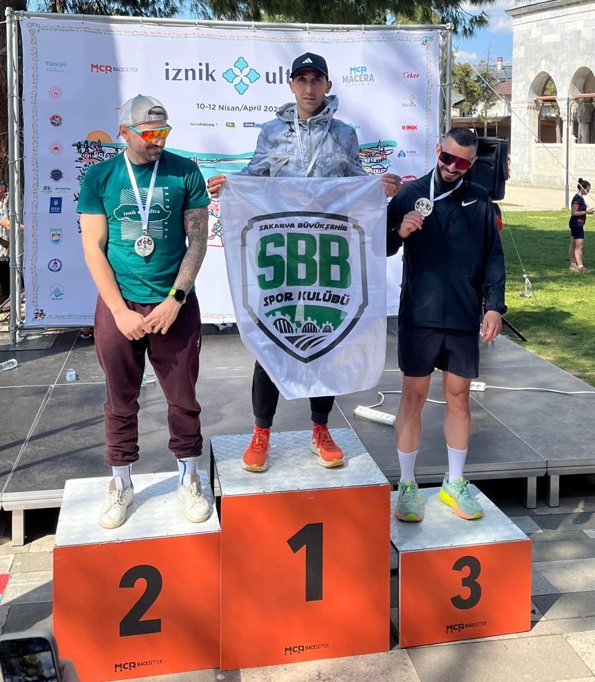 Sakaryalı atletler Bursa ve Kocaeli&rsquo;den derecelerle d&ouml;nd&uuml;
