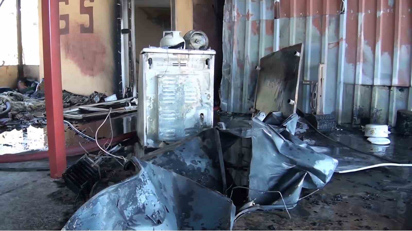 Gaziantep’te bir evde meydana gelen patlama paniğe neden oldu