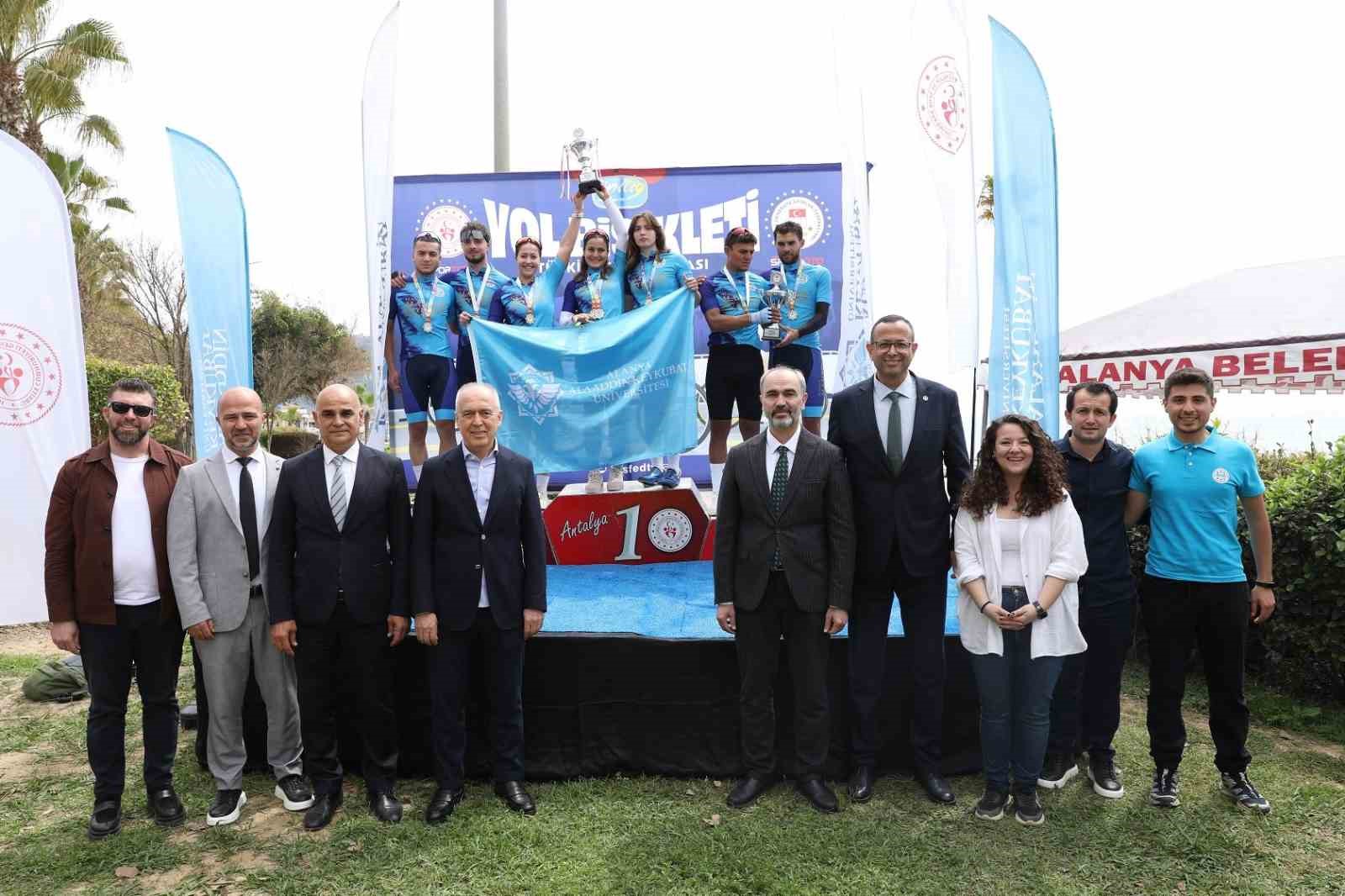 Alanya&rsquo;da &Uuml;NİLİG Yol ve Dağ Bisikleti T&uuml;rkiye Şampiyonası başladı
