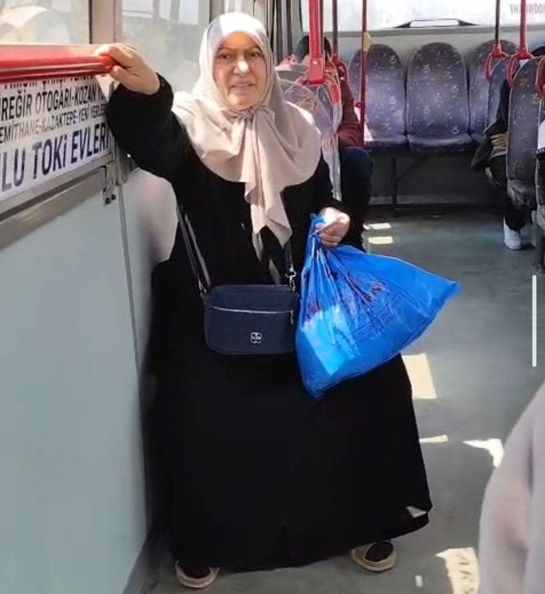 66 yaşındaki kadının ücretsiz biniş hakkı engellendi