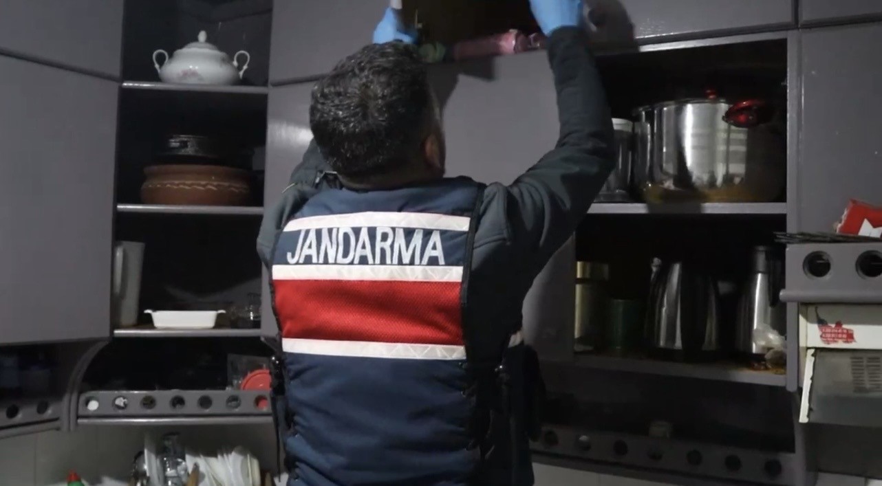 Osmaniye&rsquo;de DEAŞ operasyonu: 6 ş&uuml;pheli yakalandı
