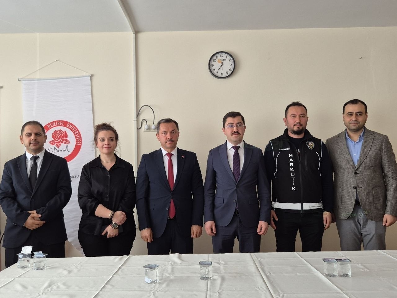 Yalva&ccedil;&rsquo;ta bağımlılıkla m&uuml;cadele panelinde toplumsal farkındalık mesajı verildi
