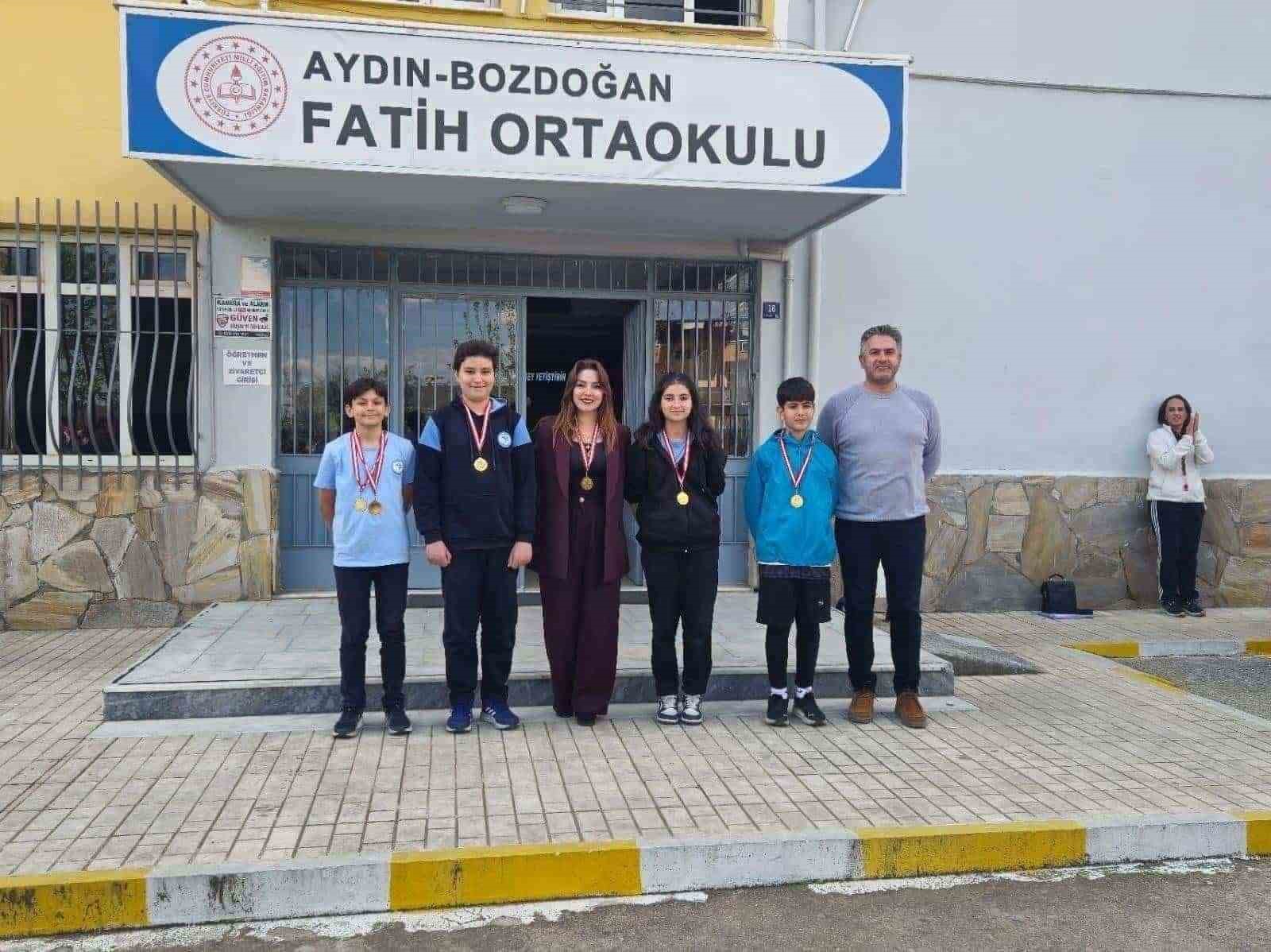 Bozdoğanlı öğrencilerden Türkiye ikinciliği