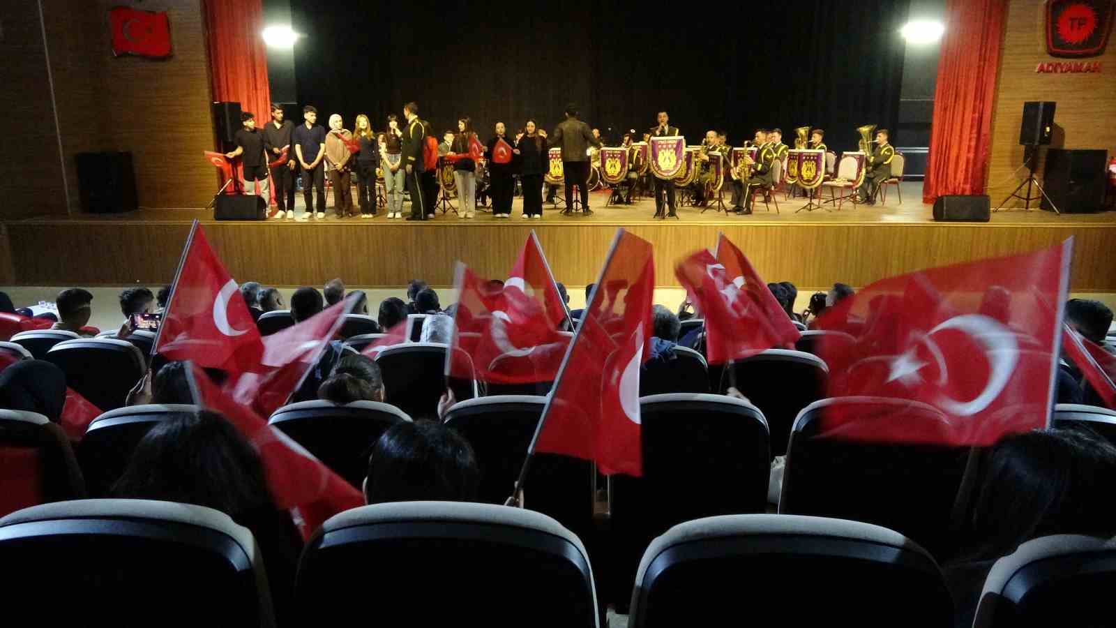 Ordu B&ouml;lge Bandosu Adıyaman&rsquo;da konser verdi
