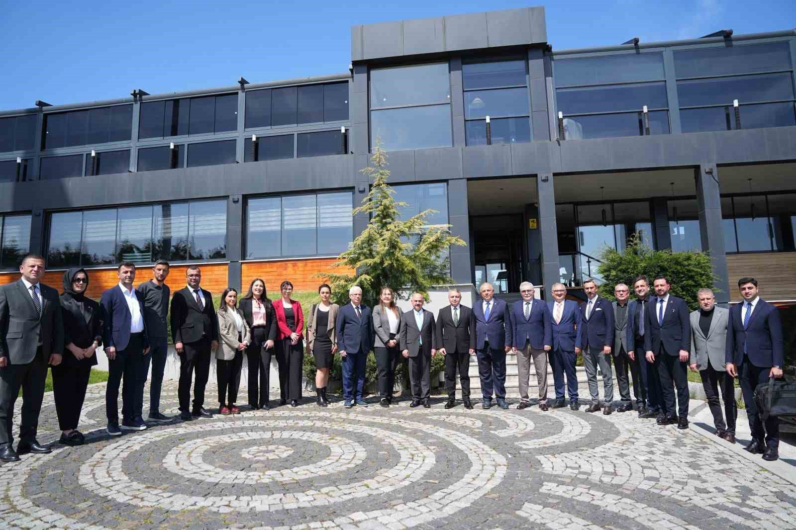 D&uuml;zce&rsquo;de ekonomi zirvesi yapılacak
