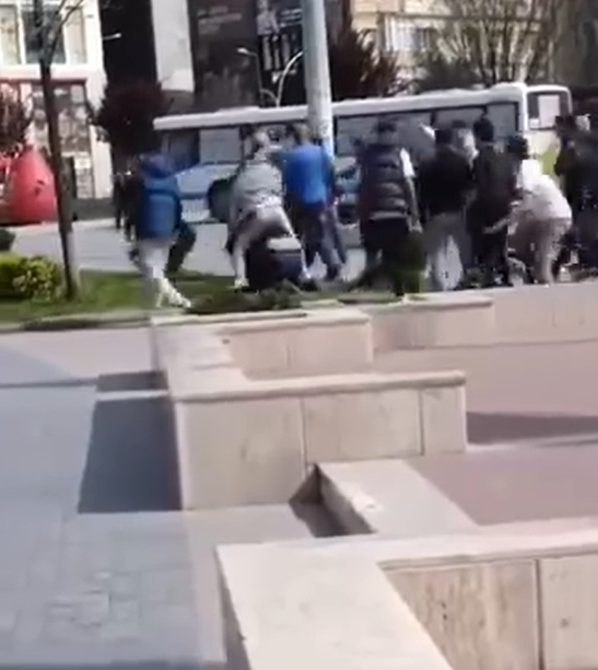 Yalova’da izinsiz fotoğraf çeken şahsa meydan dayağı