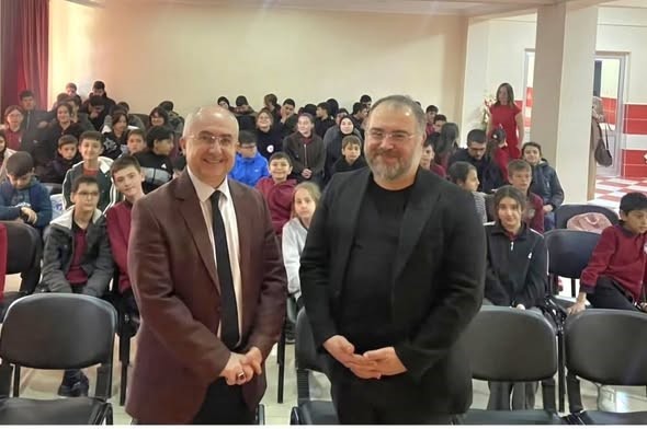 Dumlupınar&rsquo;da bilim s&ouml;yleşileri
