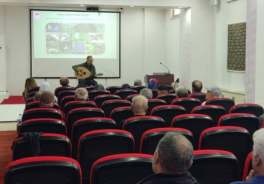 Elazığ&rsquo;da  fidan dikme etkinliği
