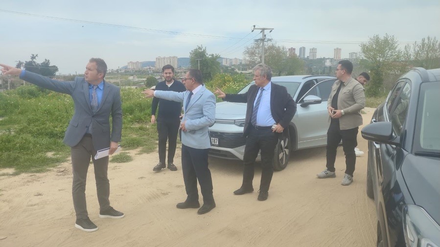 Kuşadası&rsquo;nda okul alanlarında inceleme ger&ccedil;ekleştirildi
