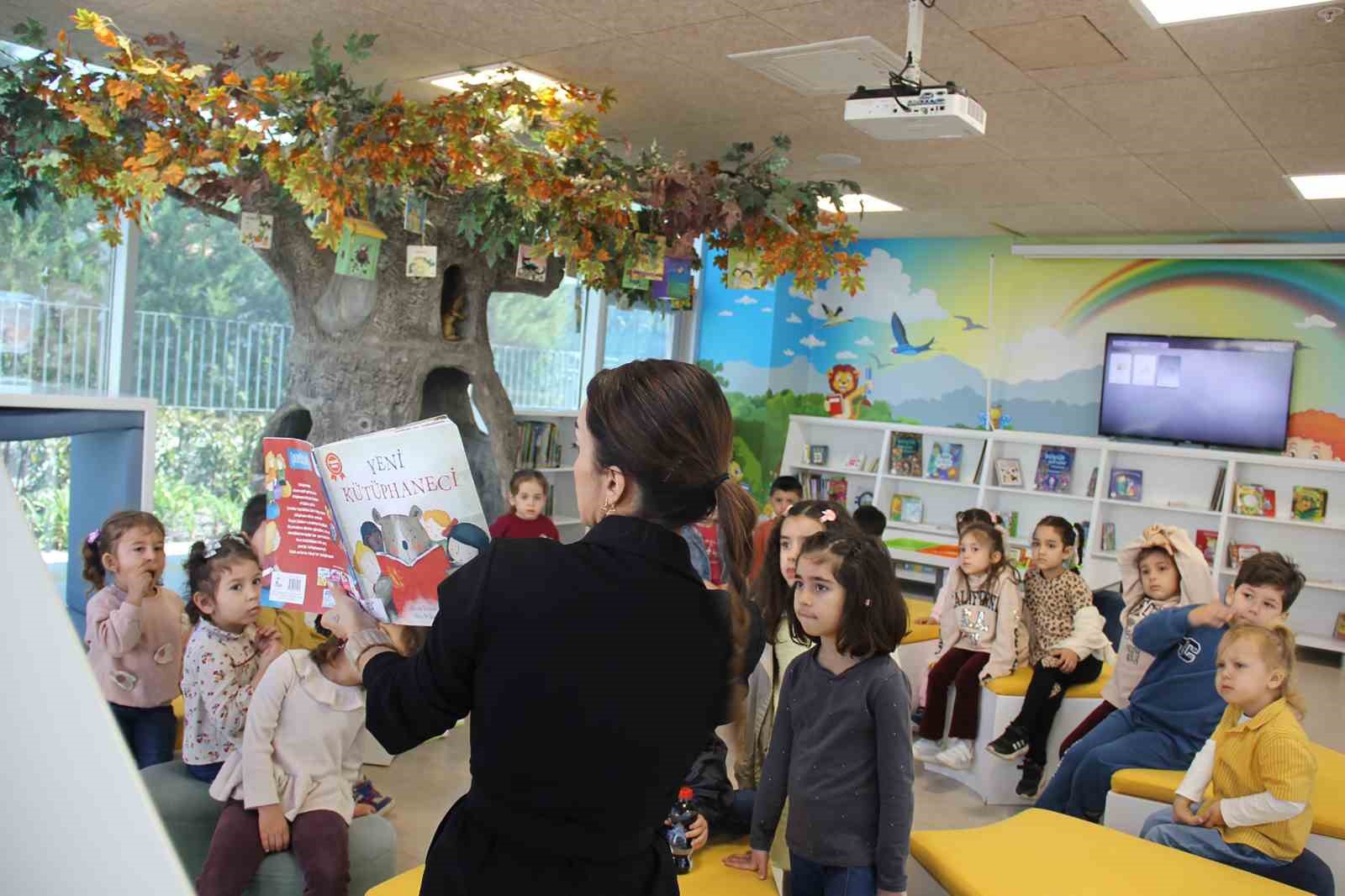 Bilginin merkezi k&uuml;t&uuml;phanelere yoğun ilgi
